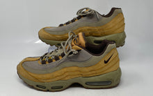 Load image into Gallery viewer, Authentic Nike Mens Air Max 95 538416-700 Yellow Low Top Sneakers Shoes Size 9