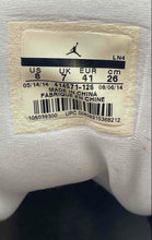 Load image into Gallery viewer, Authentic Nike Mens Air Jordan 13 Red White Gray Sneaker Shoes Size 8 Damaged