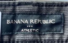 Load image into Gallery viewer, Banana Republic Mens Black Denim Athletic 5-Pocket Design Straight Jeans 36X30