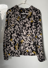 Load image into Gallery viewer, Guess Womens Black White Yellow Floral Print Button Front Blouse Top Size Small
