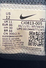 Load image into Gallery viewer, Nike Mens Varsity Compete TR 3 CJ0813-005 White Blue Sneaker Shoes Size 12