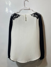 Load image into Gallery viewer, Cache Womens Black White Long Sleeve Pullover Blouse Top Size Medium NWT