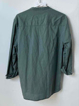 Load image into Gallery viewer, Zara Mens Green Roll Tab Sleeve Band Collar Button-Up Shirt Size Medium