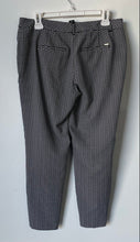 Load image into Gallery viewer, White House Black Market Womens Black White Pockets Ankle Pants Size 6R