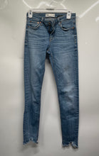Load image into Gallery viewer, Zara Womens Blue Denim Medium Wash Regular Fit Skinny Leg Jeans Size 4