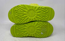 Load image into Gallery viewer, UGG Womens Oh Fluffita Key Lime Green Open Toe Platform Slippers Size 8