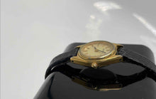 Load image into Gallery viewer, Wittnauer Women's Gold Tone Watch. Weight 11.5g