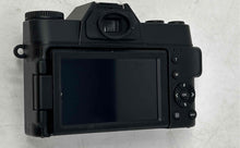Load image into Gallery viewer, Vivitar VECXX101 Black 16x Zoom Digital Camera With Accessories And A Bag NCL