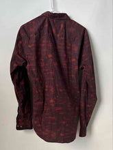 Load image into Gallery viewer, Hugo Boss Mens Red Printed Cotton Slim Fit Long Sleeve Button-Up Shirt Size M