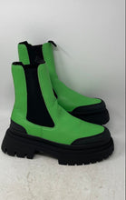 Load image into Gallery viewer, Asos Designer Mens Green Pull-On Round Toe Ankle Chelsea Boots Size 11