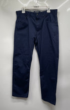 Load image into Gallery viewer, Calvin Klein Mens Blue Dark Wash Pockets Straight Leg Jeans Size 34x32