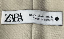 Load image into Gallery viewer, Zara Womens Beige High-Waist Wide Leg Cropped Pants Size XS