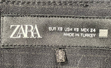 Load image into Gallery viewer, Zara Womens Black Striped Flat Front Pockets Skinny Leg Dress Pants Size XS