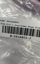 Load image into Gallery viewer, Nike Girls Star Runner 2 CT3608-001 Gray Green Hook And Loop Sneaker Shoes Sz 3Y