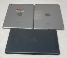 Load image into Gallery viewer, Lot Of 3 Pcs Apple iPads Touchscreen Mixed Tablets Not Tested Locked For Parts