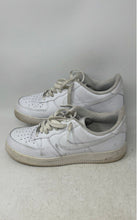 Load image into Gallery viewer, Nike Mens Air Force 1 White Low Top Lace-Up Sneaker Shoes Size 10.5
