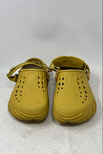 Load image into Gallery viewer, Crocs Unisex Echo 207937 Green Round Toe Slip-On Clog Shoes Size M 6 W 8