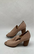 Load image into Gallery viewer, Lucky Brand Womens Jachai Beige Peep Toe Slip-On Ankle Bootie Shoes Size 8 M