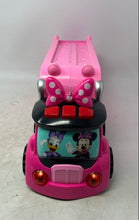 Load image into Gallery viewer, Disney Multicolor Junior Minnie Mouse Deluxe Vehicle Hauler Truck Playset