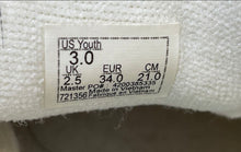 Load image into Gallery viewer, Vans Kids Filmore Hi 721356 Beige Butterflies Lace-Up Sneaker Shoes Size 3Y