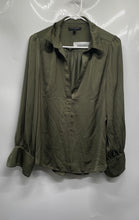 Load image into Gallery viewer, Banana Republic Womens Green Long Sleeve Blouse Top Size Medium