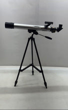 Load image into Gallery viewer, National Geographic CF600PM Silver Black Carbon Fiber 50mm Pan Handle Telescope