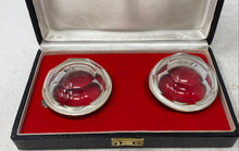 Load image into Gallery viewer, Pair Of Silver-Tone And Crystal Tobacciana Ashtray Collectible With Case