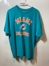 Load image into Gallery viewer, '47 Mens Green Miami Dolphins Short Sleeve Crew Neck Pullover T-Shirt Size XXL