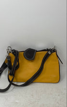 Load image into Gallery viewer, Vera Pelle Womens Yellow Pebble Leather Adjustable Strap Crossbody Bag