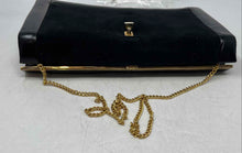 Load image into Gallery viewer, Cuero Vaca Womens Black Inner Pockets Chain Strap Shoulder Purse