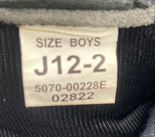 Load image into Gallery viewer, Roller Derby Boys Black And Red Adjustable Four Wheeled Roller Skates Size J12-2