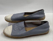 Load image into Gallery viewer, Authentic Tory Burch Womens Benton Blue White Colorblock Espadrilles Flats Sz 8