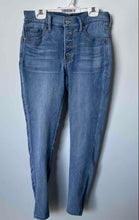 Load image into Gallery viewer, Express Womens Blue Light Wash Button Fly 5-Pocket Design Skinny Jeans Size 0R