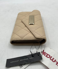 Load image into Gallery viewer, DKNY Womens Beige Quilted Leather Billfold Clutch Wallet With Tags