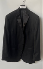 Load image into Gallery viewer, Calvin Klein Mens Black Long Sleeve Three-Button Blazer Jacket Size 48L