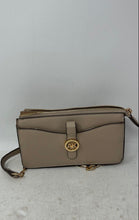 Load image into Gallery viewer, Anne Klein Womens Beige Pebbled Faux Leather Zip Top Chain Strap Crossbody Bag