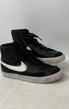 Load image into Gallery viewer, Nike Kids Blazer Mid 77 Vintage Black Leather Lace-Up Sneaker Shoes Size 5.5Y