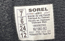 Load image into Gallery viewer, Sorel Kids Snow Commander NV1960-562 Black Pink Faux Fur Ice Winter Boots Size 7