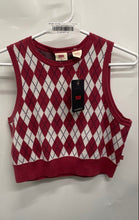 Load image into Gallery viewer, Levi's Womens Red Argyle Sleeveless Cropped Pullover Sweater Size XS With Tag