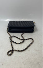 Load image into Gallery viewer, Badgley Mischka Womens Black Quilted Leather Chain Strap Crossbody Purse