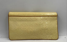 Load image into Gallery viewer, Authentic Tory Burch Womens Reva Light Yellow Patent Leather Clutch Wallet
