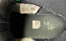 Load image into Gallery viewer, Nike Boys Air Jordan 1 Retro High OG White Black Green Sneakers Shoes Size 5Y