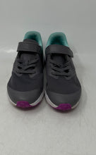 Load image into Gallery viewer, Nike Girls Star Runner 2 CT3608-001 Gray Green Hook And Loop Sneaker Shoes Sz 3Y