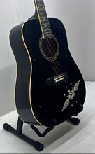 Load image into Gallery viewer, The Road Hammers RH-300 Black 6-String Right-Handed Acoustic Guitar