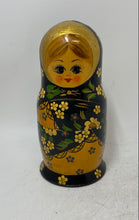 Load image into Gallery viewer, Signed Rare 8 Vintage Traditional Russian Matryoshka Nesting Doll