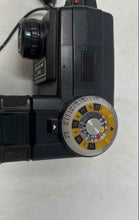 Load image into Gallery viewer, Vivitar Black Camera Attachment Portable Zoom Thyristor Flash Not Tested