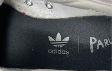 Load image into Gallery viewer, Adidas Womens Nizza Platform GW3870 White Black Low Top Sneakers Shoes Size 9.5
