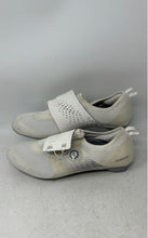 Load image into Gallery viewer, Shimano Womens SH-IC500 White Round Toe Low Top Cycling Shoes Size 8.5