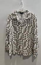 Load image into Gallery viewer, Forever 21 Womens White Brown Checkerboard Print Button-Up Shirt Size Medium
