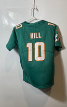 Load image into Gallery viewer, Nike Boys Green Miami Dolphins Tyreek Hill #10 NFL Football Jersey Size S